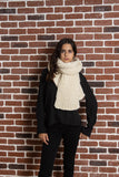 clolicot écharpe hiver laine épaisse tricot artisanat fait main création femme homme doux confort qualité unique accessoire mode style couleur blanc blanche clair