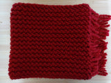 clolicot écharpe épaisse hiver laine double tricot tricotin artisanat fait main création femme homme doux confort chaud qualité unique accessoire mode style fashion couleur rouge frange