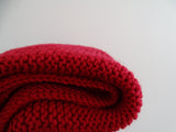 clolicot châle laine doux confort tricot artisanat fait main hiver femme homme création couleur rouge vif qualité unique personnalisé accessoire mode fashion